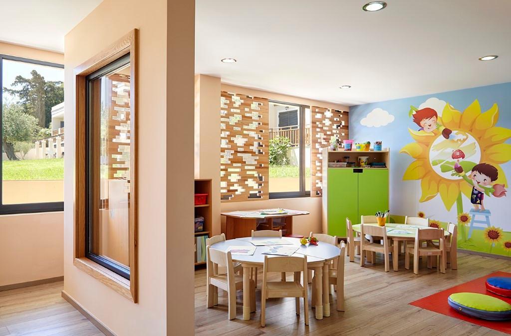 Roda Beach Resort & Spa 외부 사진