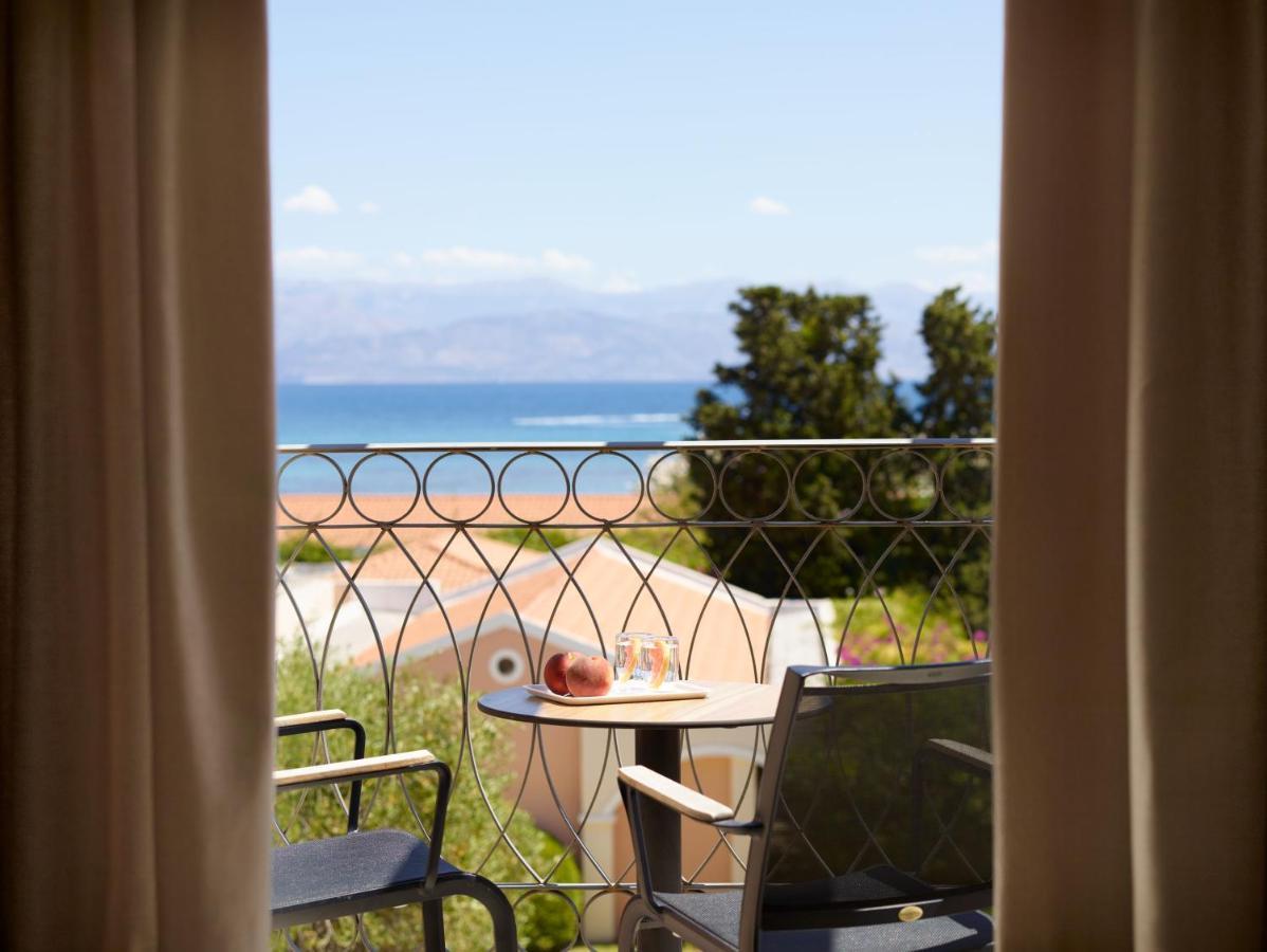 Roda Beach Resort & Spa 외부 사진