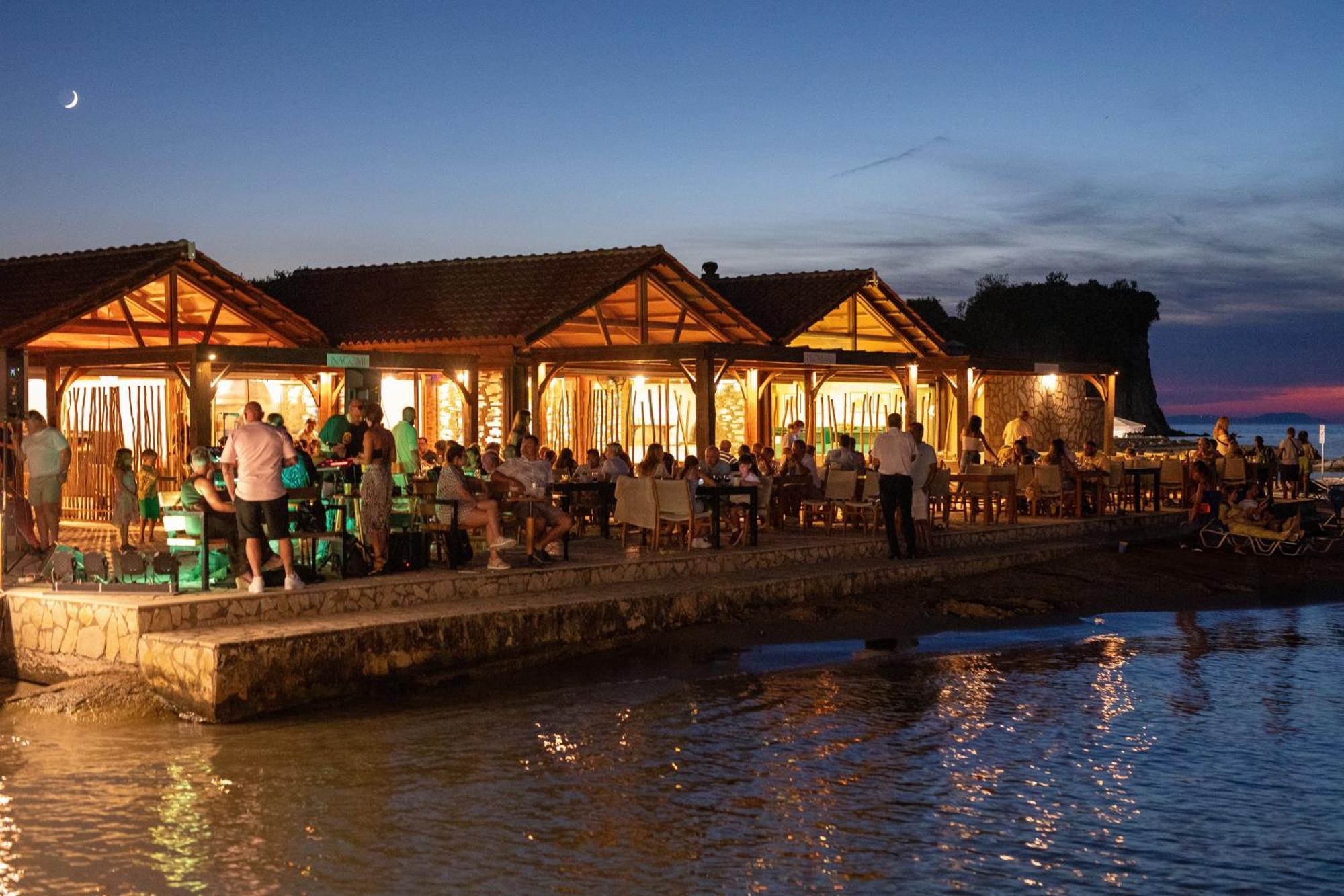 Roda Beach Resort & Spa 외부 사진