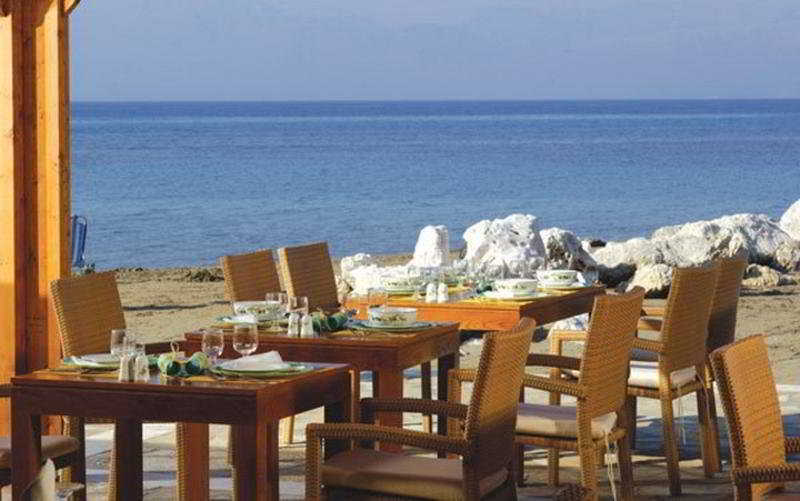 Roda Beach Resort & Spa 외부 사진