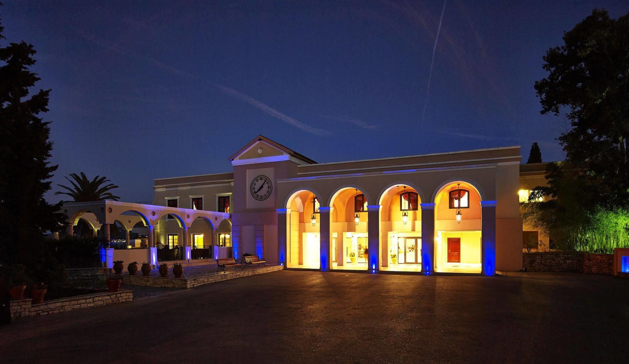 Roda Beach Resort & Spa 외부 사진