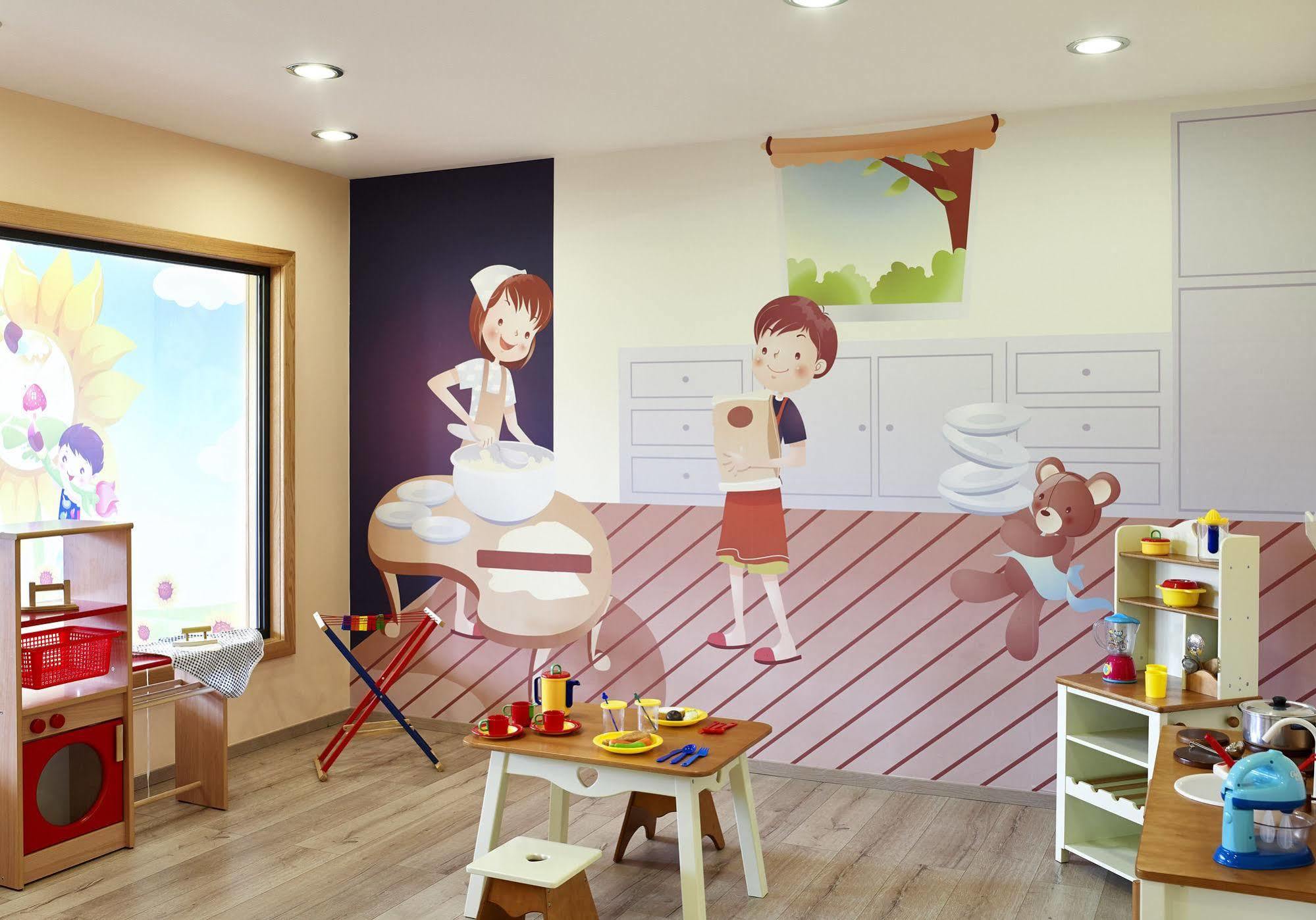 Roda Beach Resort & Spa 외부 사진